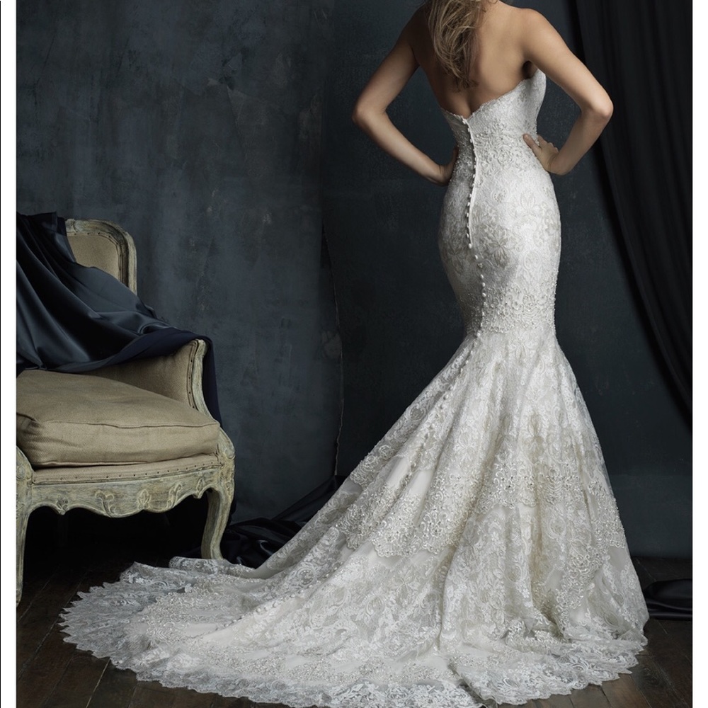 Allure Bridal style: C385
White lace A-line dress - Picture 2 of 8